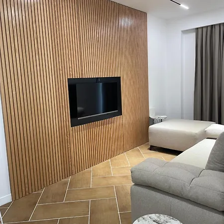 Glorys Apartaments Sarande Apartamento